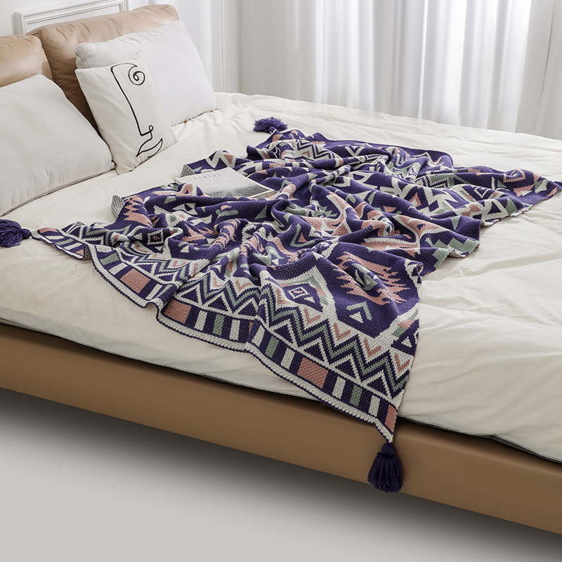 Unisex Bohemian windswept sand hair cover blanket nap blanket Ethnic wind travel fringe knitted shawl_voghion.com