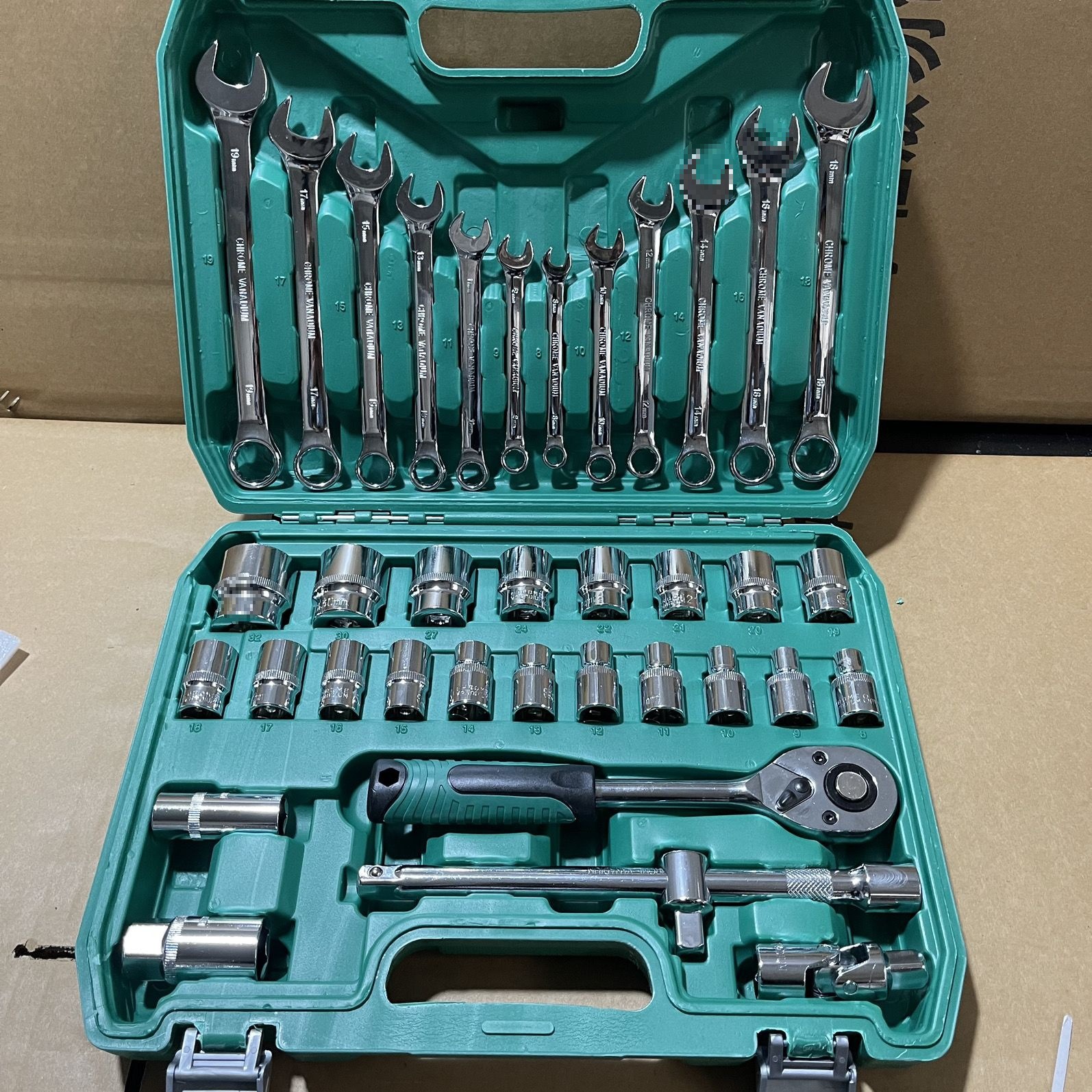 Tools set, wrench, 121 pieces