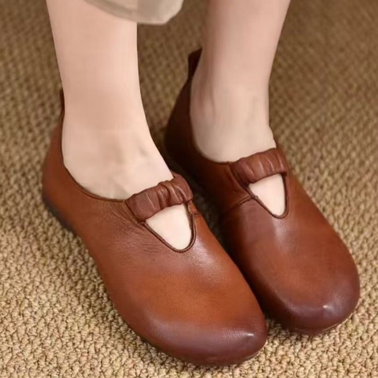 2026 primavera y otoño nuevo estilo estilo nacional de cuero suave suela retro zapatos de cabeza redonda zapatos perezosos zapatos de cuero suave mamá