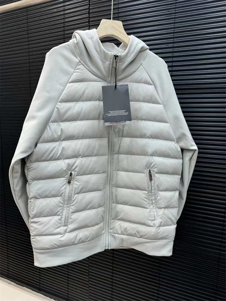 90白鴨パイルはダウンジャケットをつなぎ合わせた男女同タイプのスポーツは軽薄でカジュアルなダウン保温男性コート