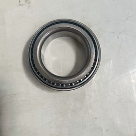 圆锥滚子轴承;角接触球轴承;轴承座