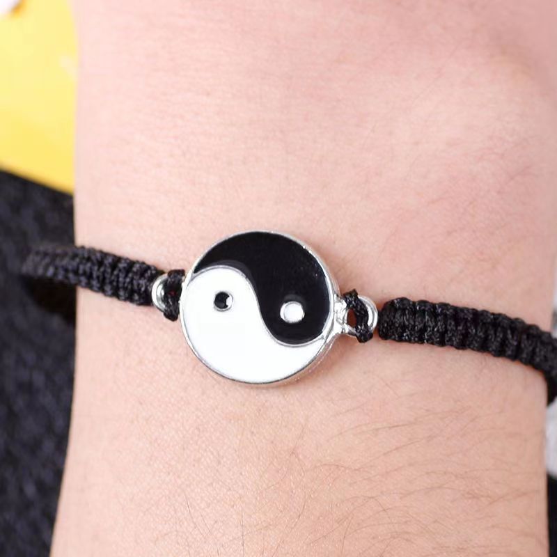 Wholesale New couple fashion personality Yin and Yang gossip Tai Chi bracelet for boyfriend girlfriends hand-woven fashion