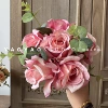 Hand zamanta rose