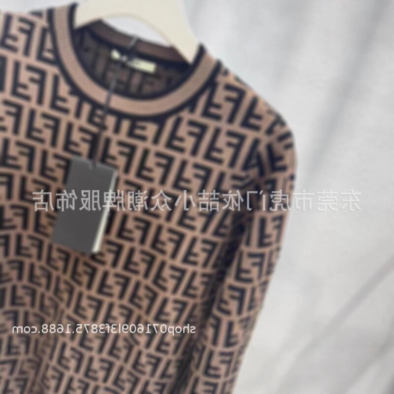 High-end knitted loose-fitting fashion versatile classic 26 autumn/winter new round-neck monogram double-F personalized long-sleeve top High-end knitted loose-fitting fashion versatile classic 26 autumn/winter new round-neck monogram double-F personalized long-sleeve top