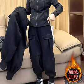 黑色加绒工装束脚裤女2024秋冬爆款宽松大码哈伦裤加厚休闲运动裤