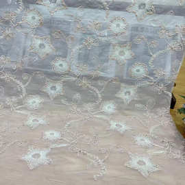 厂家直销雪纺布立体亮片绣花刺绣 女装连衣裙 舞台服时装珠片布料