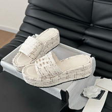 �羳��؛С���L�����ЬŮ2025�¿�̽��r�аٴ����e�ɸ�ɳ����Ь