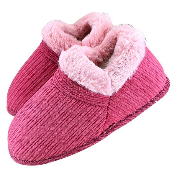 LlFull set of handmade cotton shoes