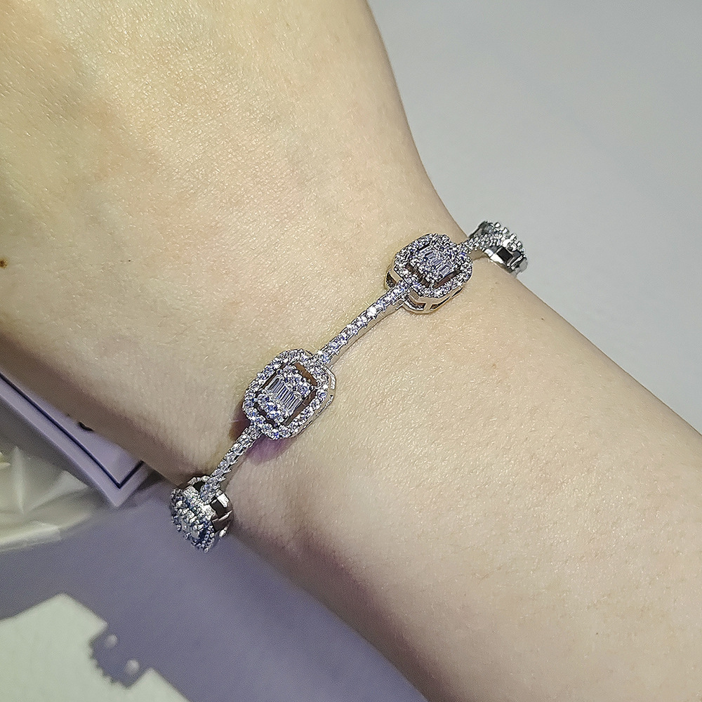Onregelmatige armbandopening Verstelbare persoonlijkheid Veelzijdig Licht Luxe Design 5214_voghion.com