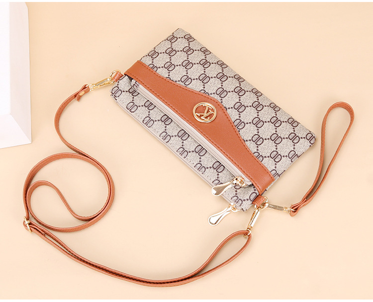 Middle aged mother's women 2024 new fashionable and atmospheric shoulder versatile crossbody bag for women's_voghion.com