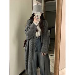 レトロな怠惰な風の麻の花の灰色の厚いセーターのコートの女性の秋冬のゆったりしている新型の中で長いニットのカーディガン