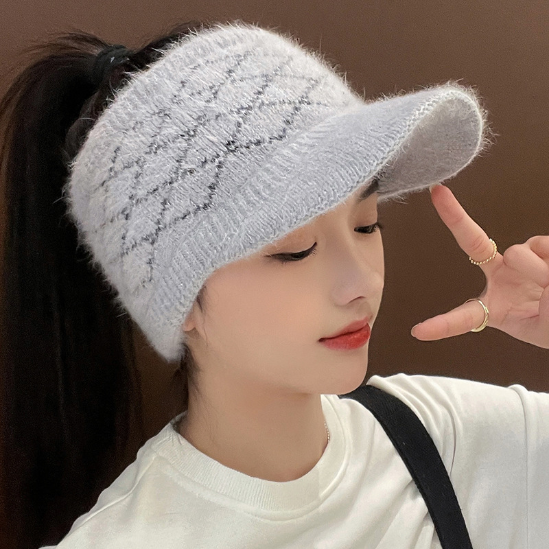 Women's Simple Plaid Small Warm Wool Hat - Image 4