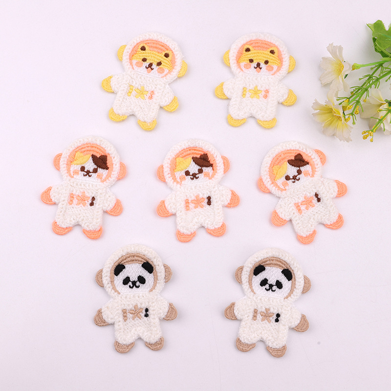 跨境专供创意儿童服装辅料补丁贴 包包装饰配件彩色卡通刺绣布贴