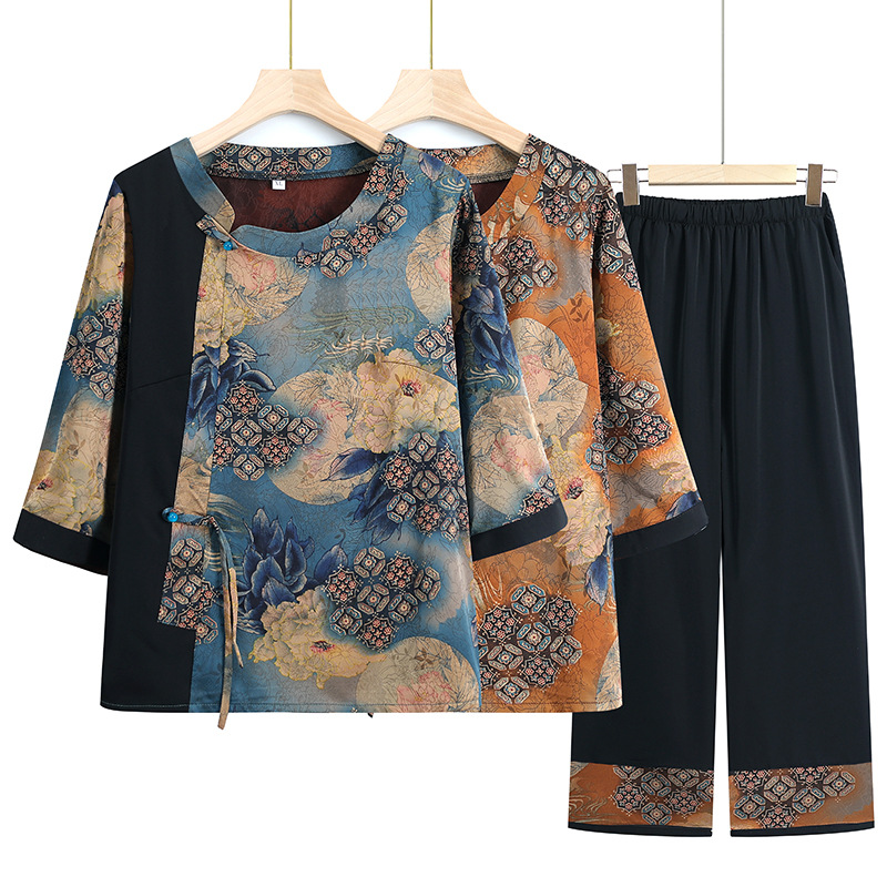 Thin summer ethnic set for elderly