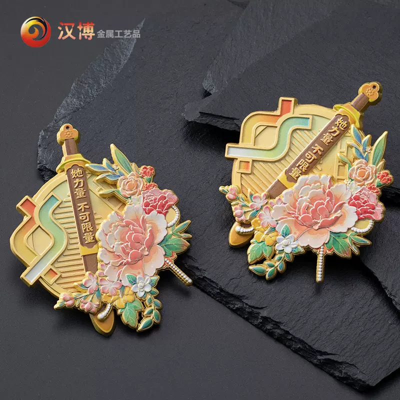 新中式国潮风重工电镀立体浮雕胸章定制立体3d雕刻uv彩印工艺徽章