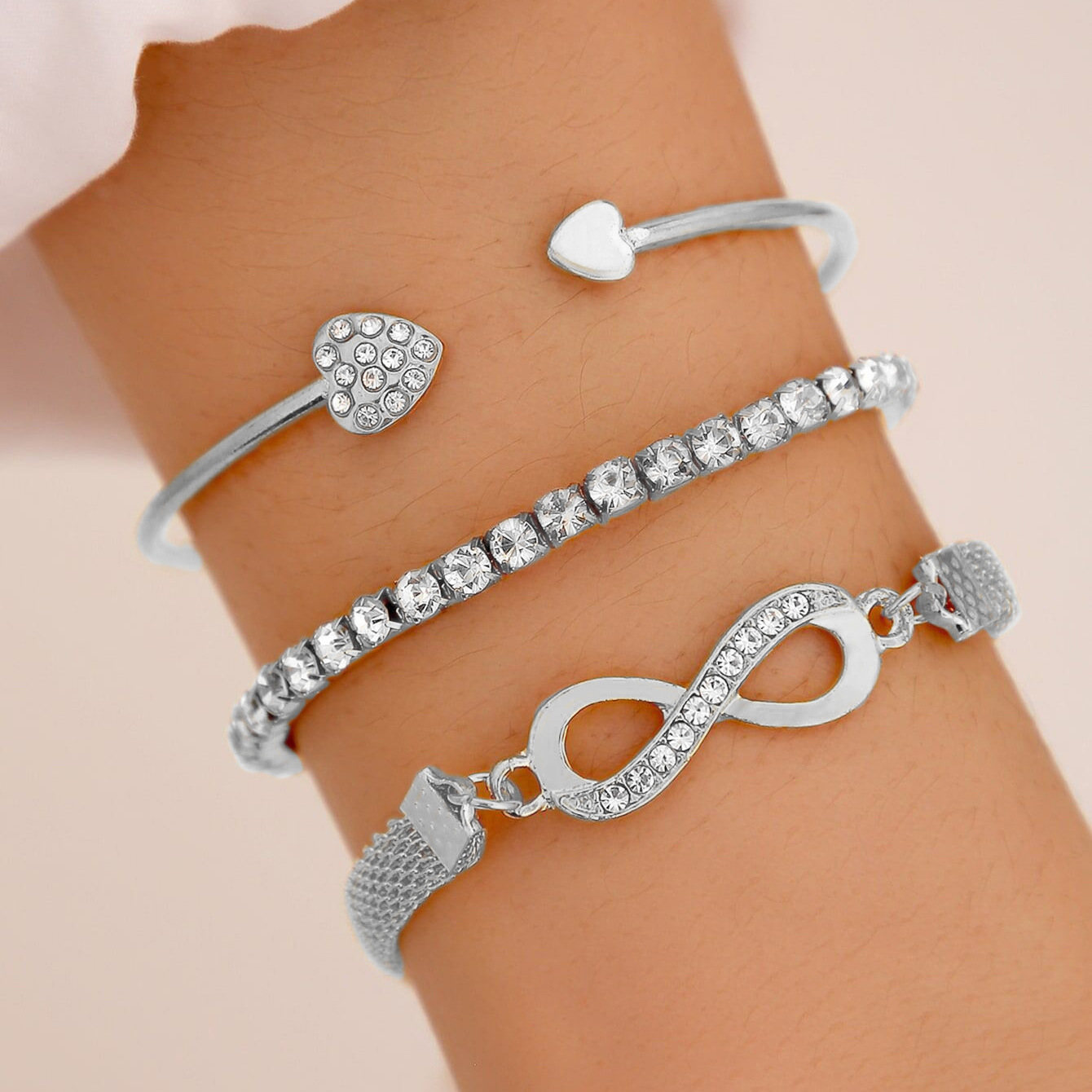 Cross-Border New Ins Women's Heart Open Bracelet Design Creative Retro Simple Lucky 8-Shaped Bracelet 3-Piece Set