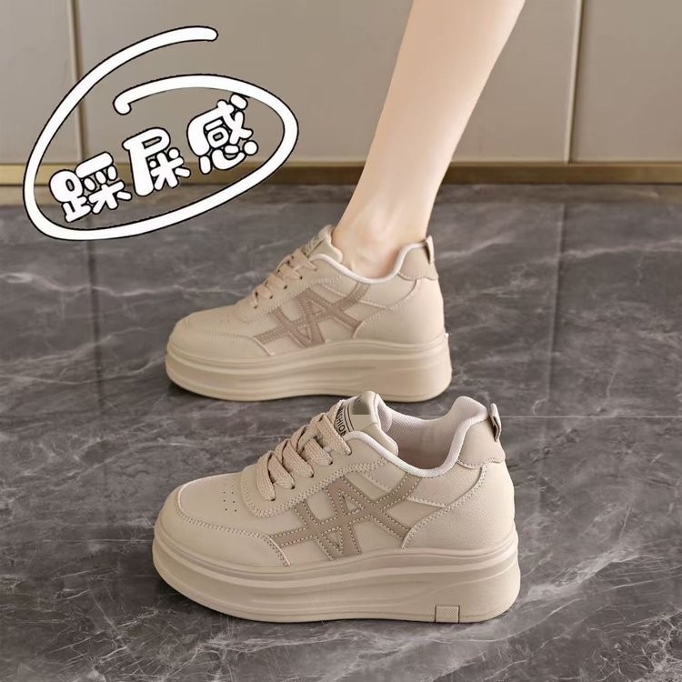 Zapatos de cuero grueso de base pequeña zapatos blancos de mujer 2026 de otoño deportes casuales zapatos de skate de entrenamiento