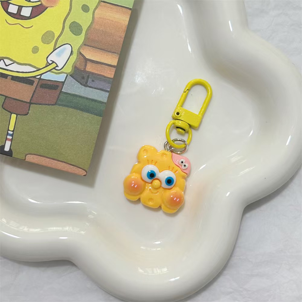 Nuevo Baby Esponja pie estrella llavero lindos colgantes de dibujos animados chica mochila accesorios colgantes regalos amigos