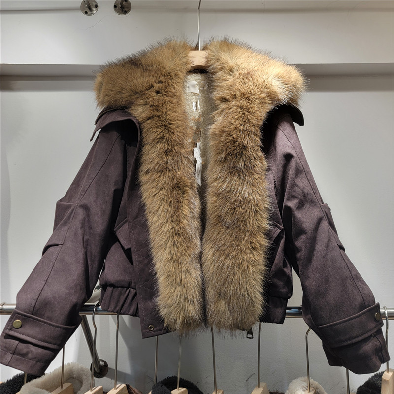 2025 invierno nuevo tipo de abrigo de terciopelo de gamuz grueso chaqueta de locomotora corta para mujeres pieles de piel una pieles de terciopelo para superar