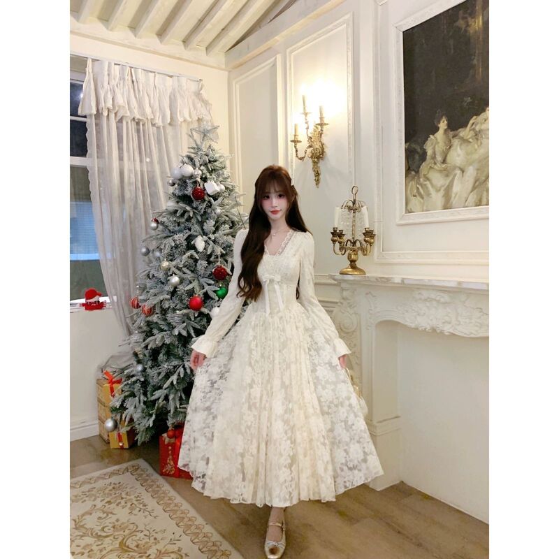 High-End French-Style Lace Dress with a Luxurious Look, Super Pretty, Giving the Feeling of a Rich Daughter, Gentle Style, Waist-Cinching Princess Long Dress High-End French-Style Lace Dress with a Luxurious Look, Super Pretty, Giving the Feeling of a Rich Daughter, Gentle Style, Waist-Cinching Princess Long Dress