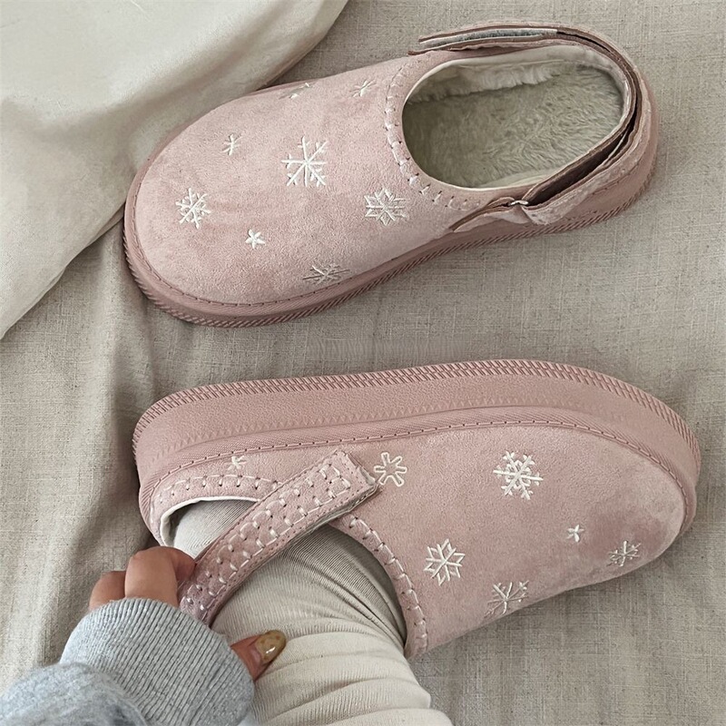 Women's 2025 New Autumn and Winter Warm Snow Boots with Thick Soles and Velvet Birkenstock Shoes for Outer Wear, Thickeneded Home Cotton Shoes and Half Slippers Women's 2025 New Autumn and Winter Warm Snow Boots with Thick Soles and Velvet Birkenstock Shoes for Outer Wear, Thickeneded Home Cotton Shoes and Half Slippers