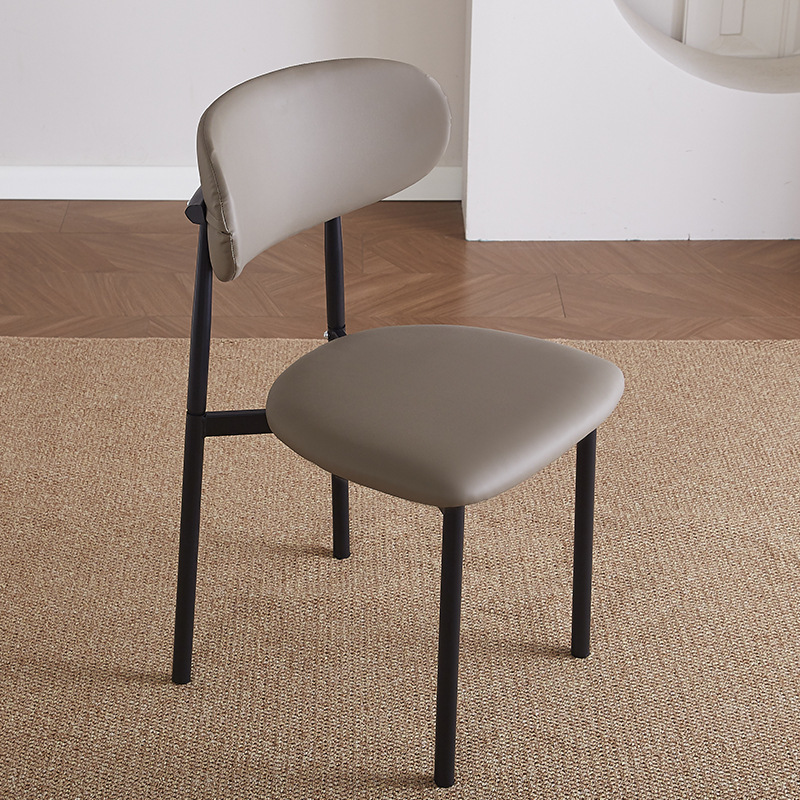 Silla de comedor práctica de viento crema silla de comedor doméstica pequeña silla moderna simple silla de restaurante de hotel de estudio
