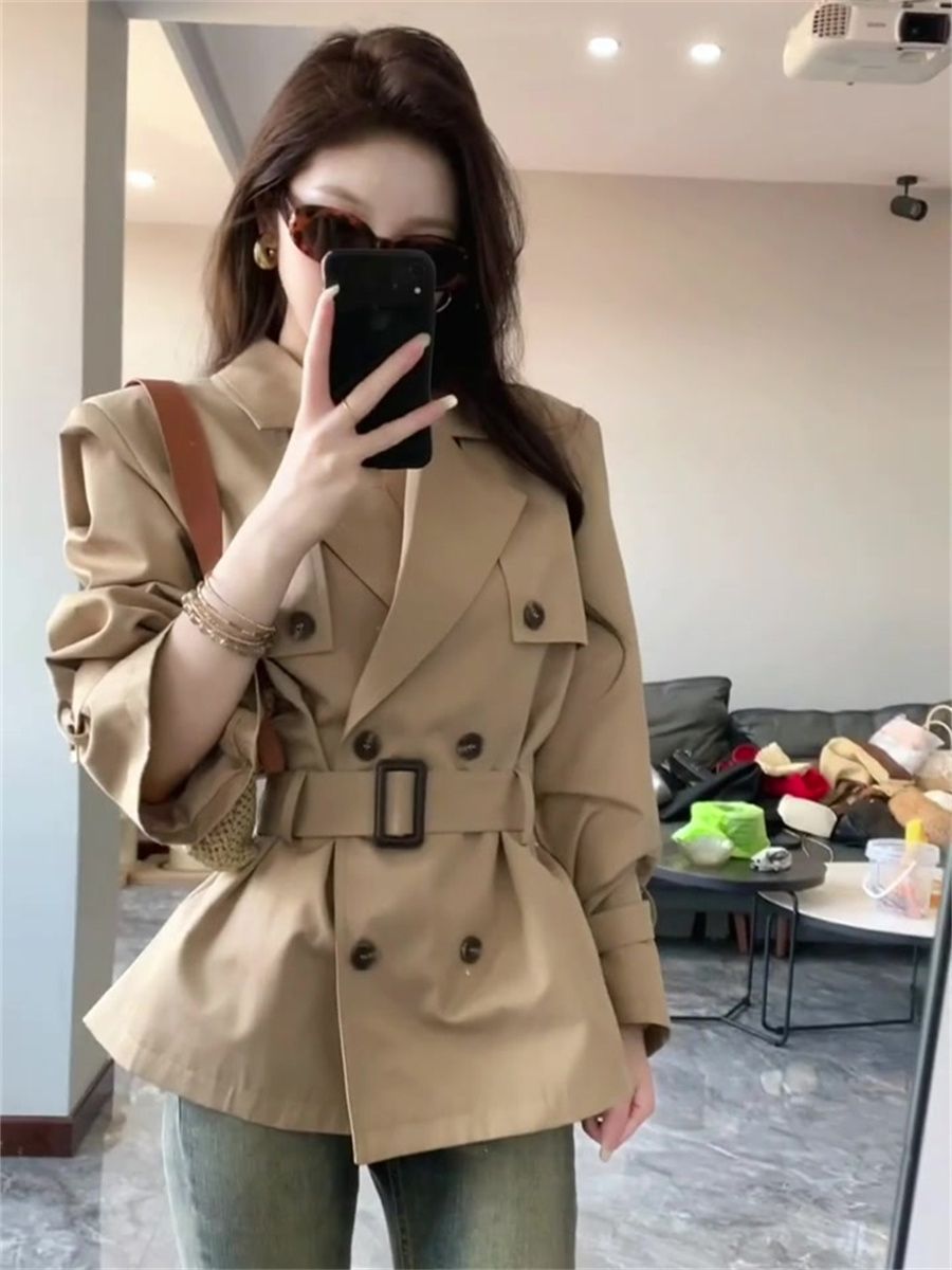 Khaki brace