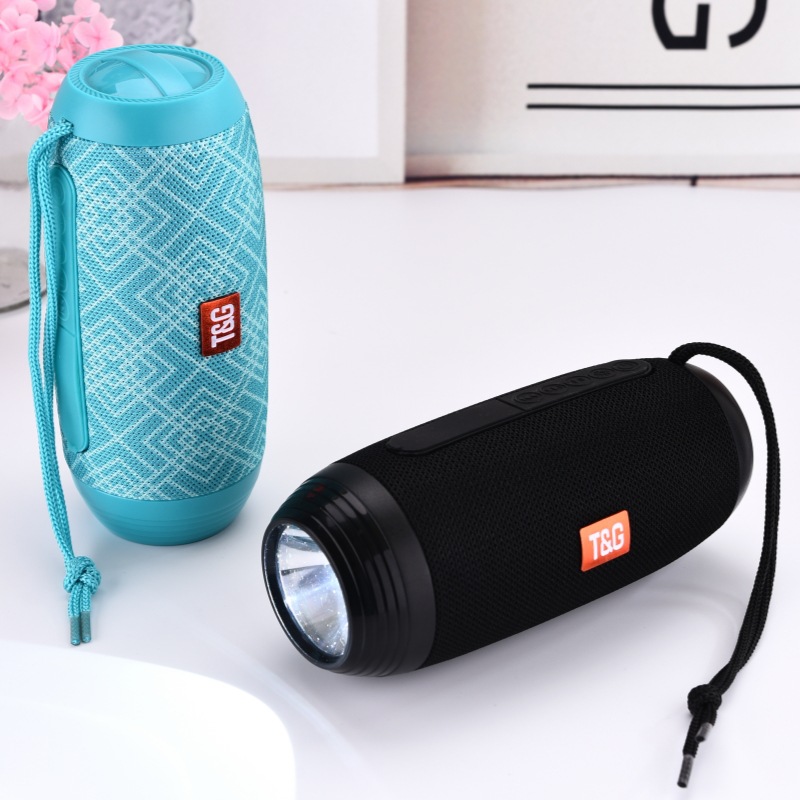 Transfronterizo TG602 altavoz Bluetooth con linterna altavoz inalámbrico portátil al aire libre mini subwoofer