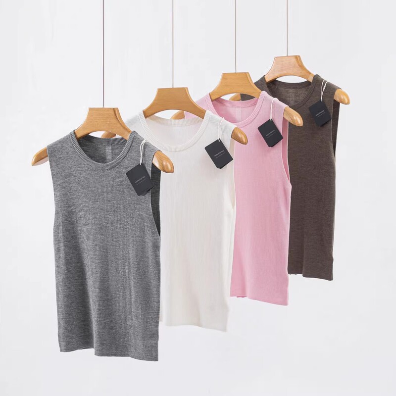 Yangzi Yarn 100% Merino Wool Round Neck Knitted Camisole for Women, Slim Fit, Simple and Stylish for Commuting, Thin Base Layer Yangzi Yarn 100% Merino Wool Round Neck Knitted Camisole for Women, Slim Fit, Simple and Stylish for Commuting, Thin Base Layer
