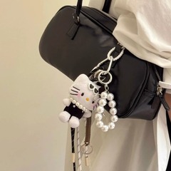 黒い愛の心は猫の掛け物を掛けます。