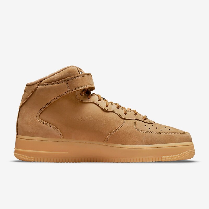 High-top men's basketball shoes AJ Air Force One couple's casual sneakers for spring and autumn, suitable for middle school students and teenagers, trendy sports shoes High-top men's basketball shoes AJ Air Force One couple's casual sneakers for spring and autumn, suitable for middle school students and teenagers, trendy sports shoes