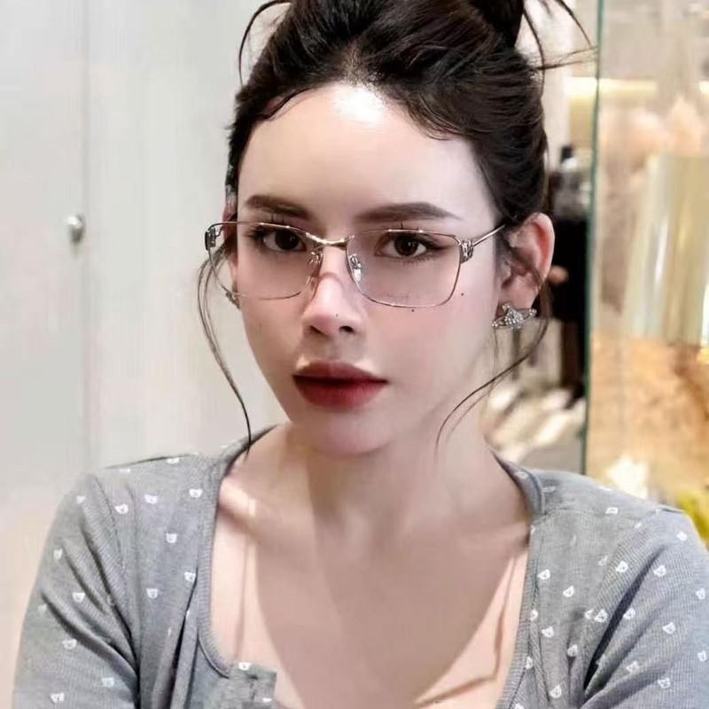 Bajia インターネットセレブ Xiaohongshu ヨーロッパとアメリカの同じスタイルのサングラス、ファッショナブルな小さな四角い狭いサングラス、男性と女性のファッショナブルなフラットライト|undefined