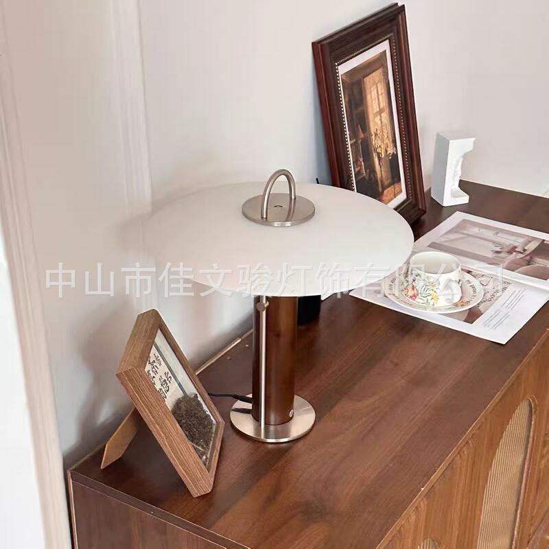 Medieval Style Living Room Bedroom Bedside Table Lamp Retro Chinese Style Tea Room B&B Decoration Song-Style Aesthetic Lighting Fixtures