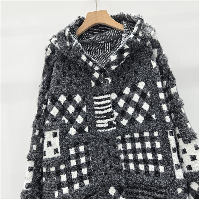Productos europeos 2025, otoño y invierno, nuevo estilo de alta calidad, jersey jacquard de punto, suéter con capuz suelto y delgado.