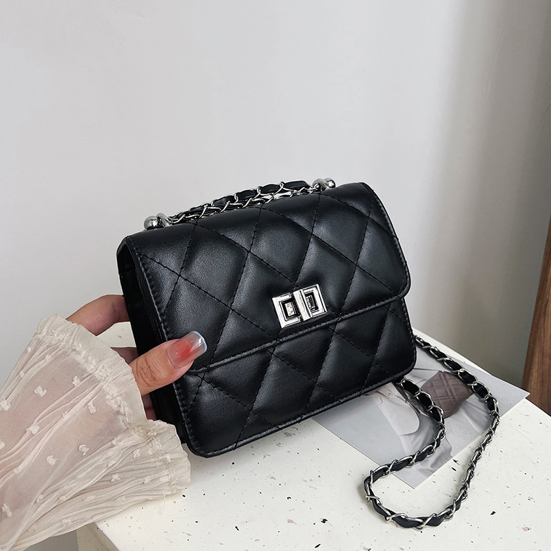 Mini bolso de plata para mujer 2024 nuevo bolso de cadena de diamantes de alta gama de moda bolso cuadrado pequeño de mensajero de un solo hombro