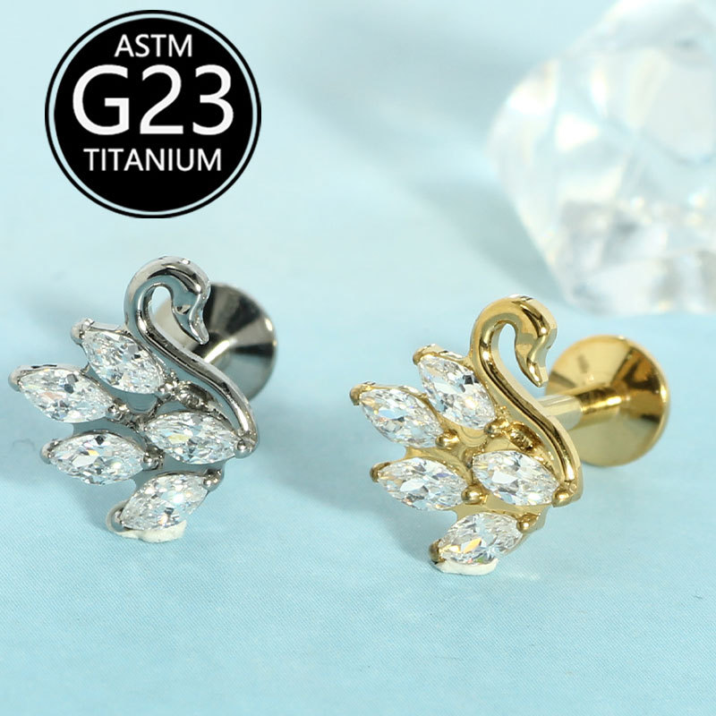 Silver pointed spike labret stud material detail