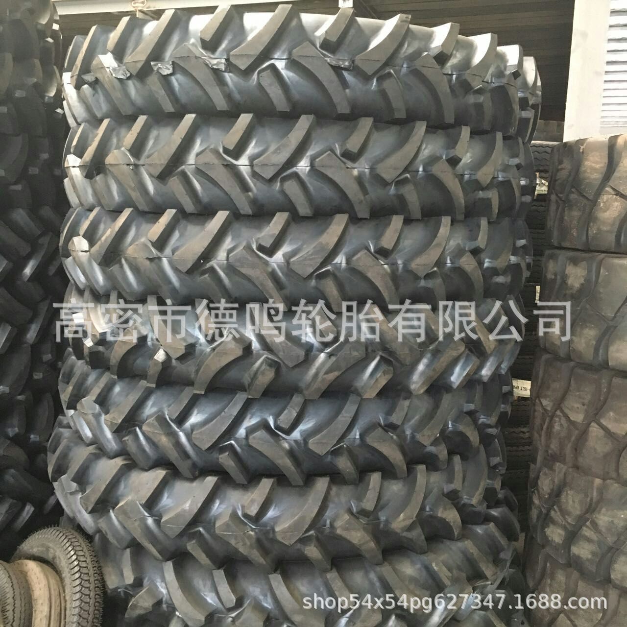 Suministro agrícola neumático 20.8R42 agrícola recogedor de algodón neumático 12.4-54 nuevo