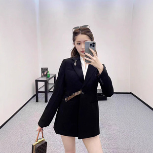 2025���͸߶��ϻ���ĸ�Mӡ���r�r�����b���IƤ�����b����Ů