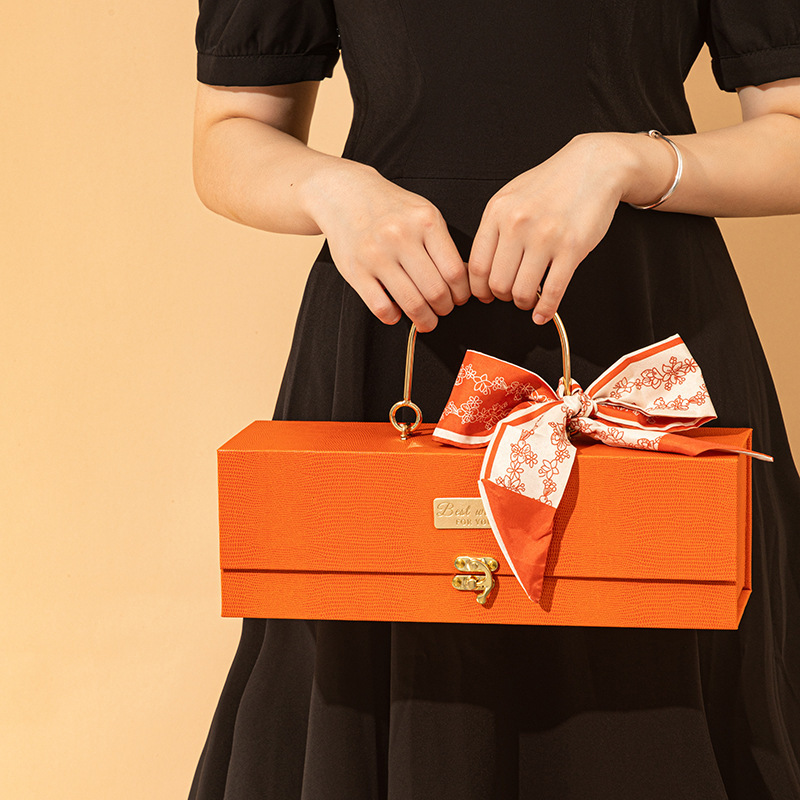 Подарочная коробка шелковый шарф серии-оранжевая цветочная лоза