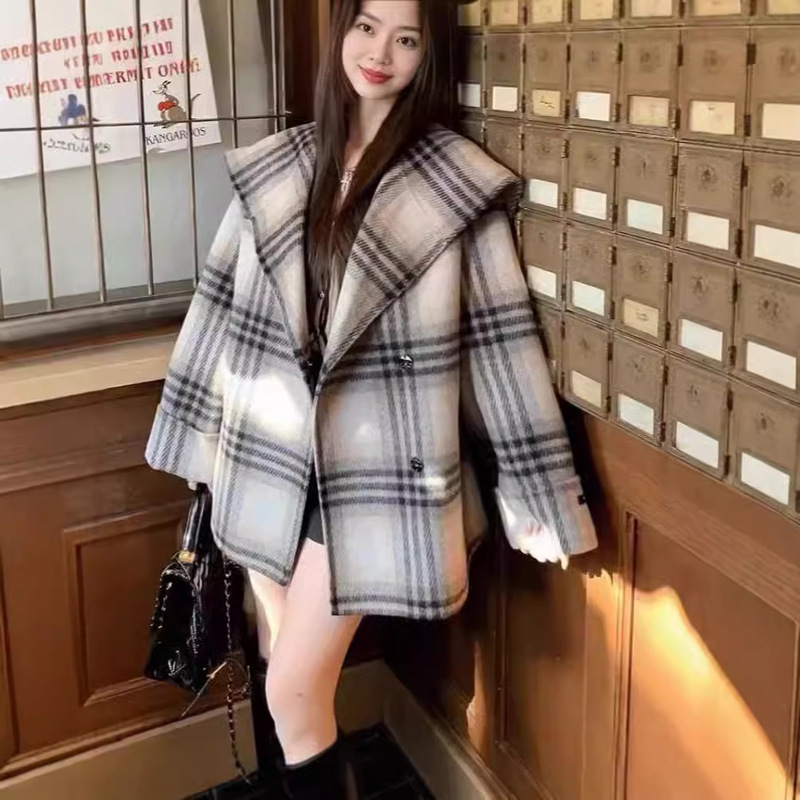 Wool Coat Women's Autumn and Winter Double-Sided Cashmere Plaid Coat Plaid Lapel Short Double-Sided Tolen Coat High-end