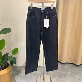 女高腰宽松直筒牛仔裤Women's High‑Waist Straight‑Leg Jeans
