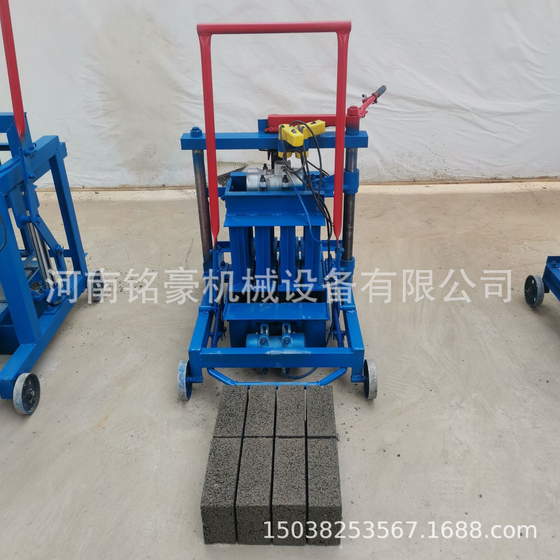 移动制砖机家用小型制砖机两相电空心小型水泥制砖机免烧砖机