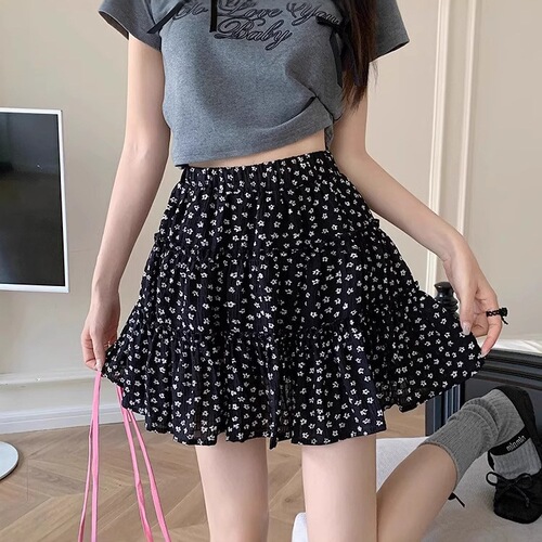 French-style floral short skirt for women, 2025 spring new fashion unique umbrella skirt, niche A-line half skirt with egg design