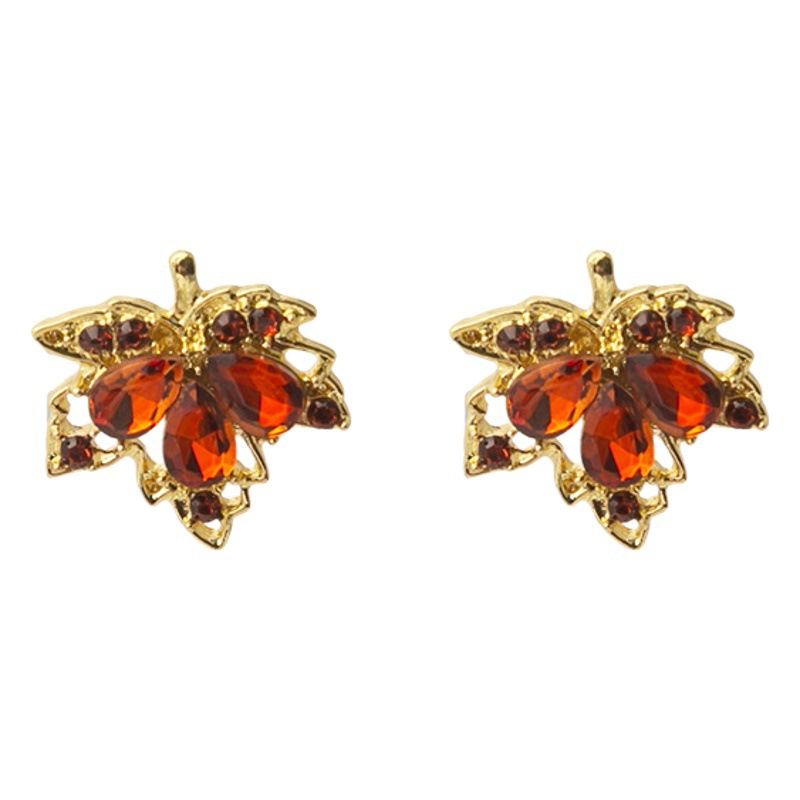 Tiktok Net Red Silver Needle Año Nuevo circón rojo Maple Leaf borla pendientes diamante completo luz anillo de línea de oreja de hoja de cristal de lujo