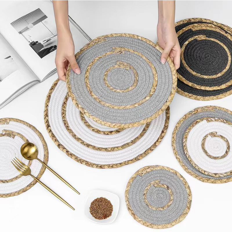 Alfombra de mesa de paja hecha a mano de estilo japonés posavasos almohadilla de aislamiento térmico calabaza paja cuerda de algodón de doble pieza redonda Western placemat transfronterizo