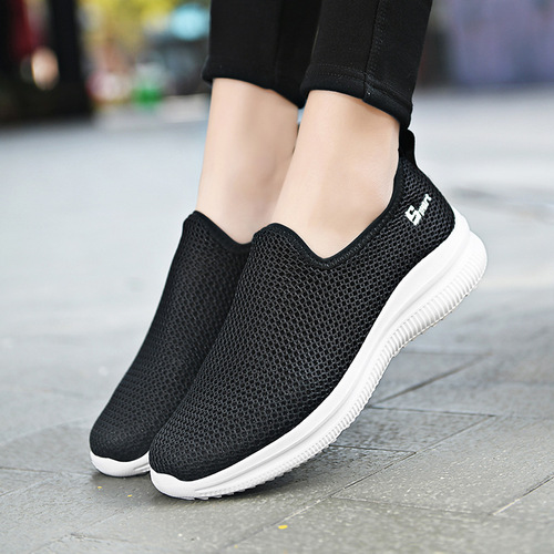 Outdoor shoes  summer new set of large size outdoor wading shoes for couples lightweight Shuoxi shoes men's shoes wholesale