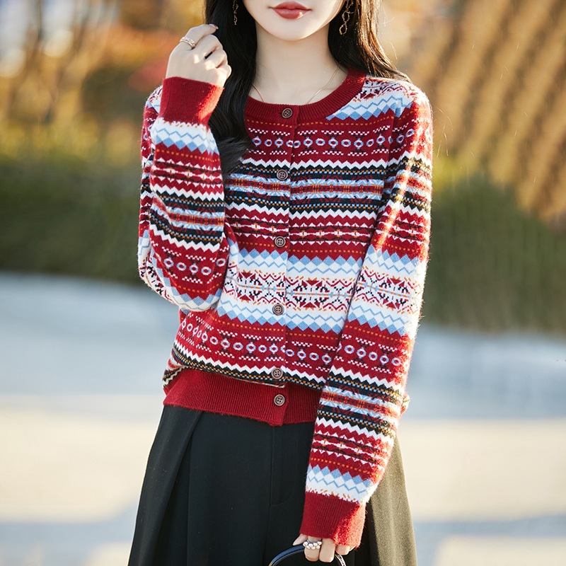 Striped New Year Red Sweater 2025 Spring New Round Neck Knitted Sweater Cardigan Jacquard Pullover Base Shirt for Women