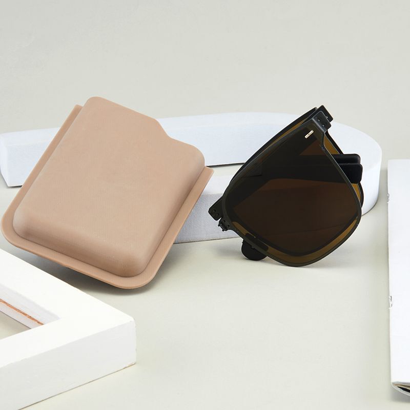 2024 Tiktok-Style Card Glasses Case Foldable Anti-Drop Portable Ultra-Thin Mini Niche Ins-Style Solid Color