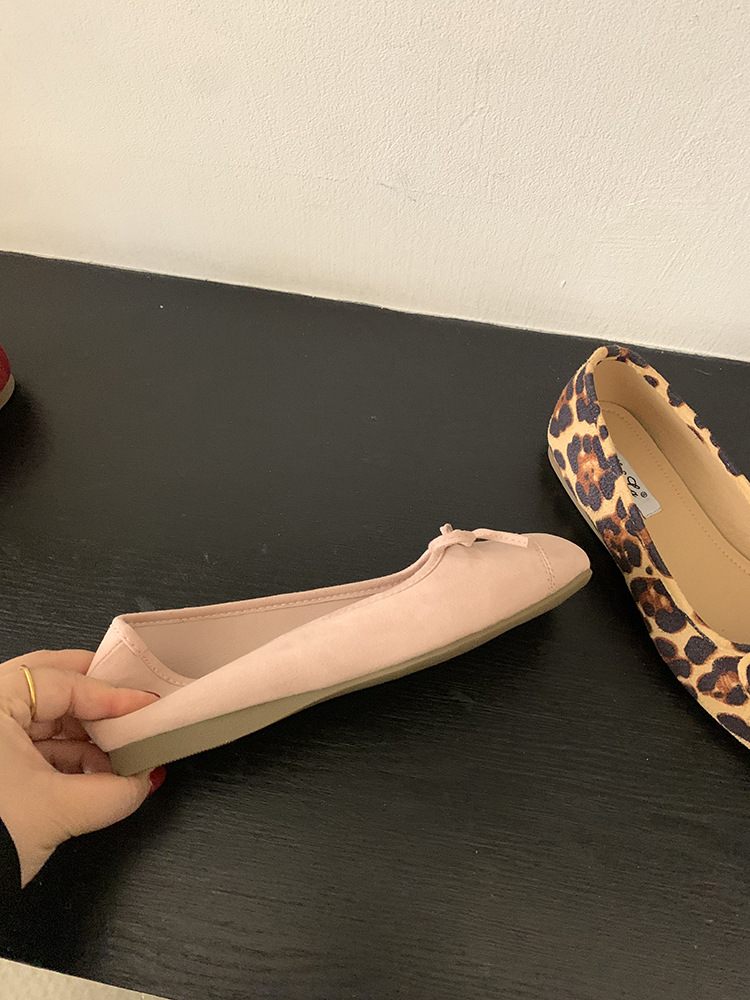 Zapatos planos bowknot francés zapatos individuales rojos zapatos de mujer zapatillas de ballet primavera suela suave zapatos de todo fósforo zapatos de leche