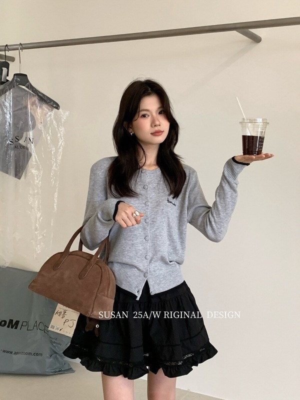 秋季2025新款开衫纽扣刺绣针织衫毛衣女装气质显瘦长袖上衣高级感|undefined